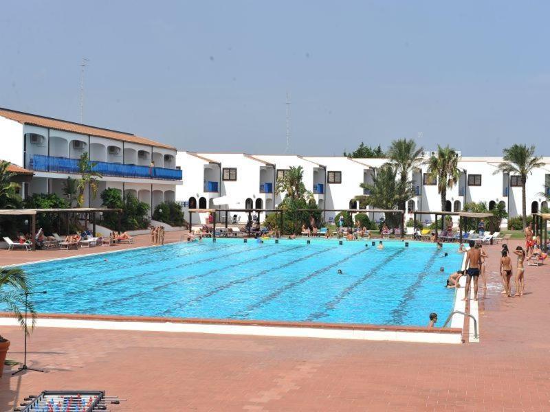 Hotel Club Santa Sabina Torre Santa Sabina Exterior foto